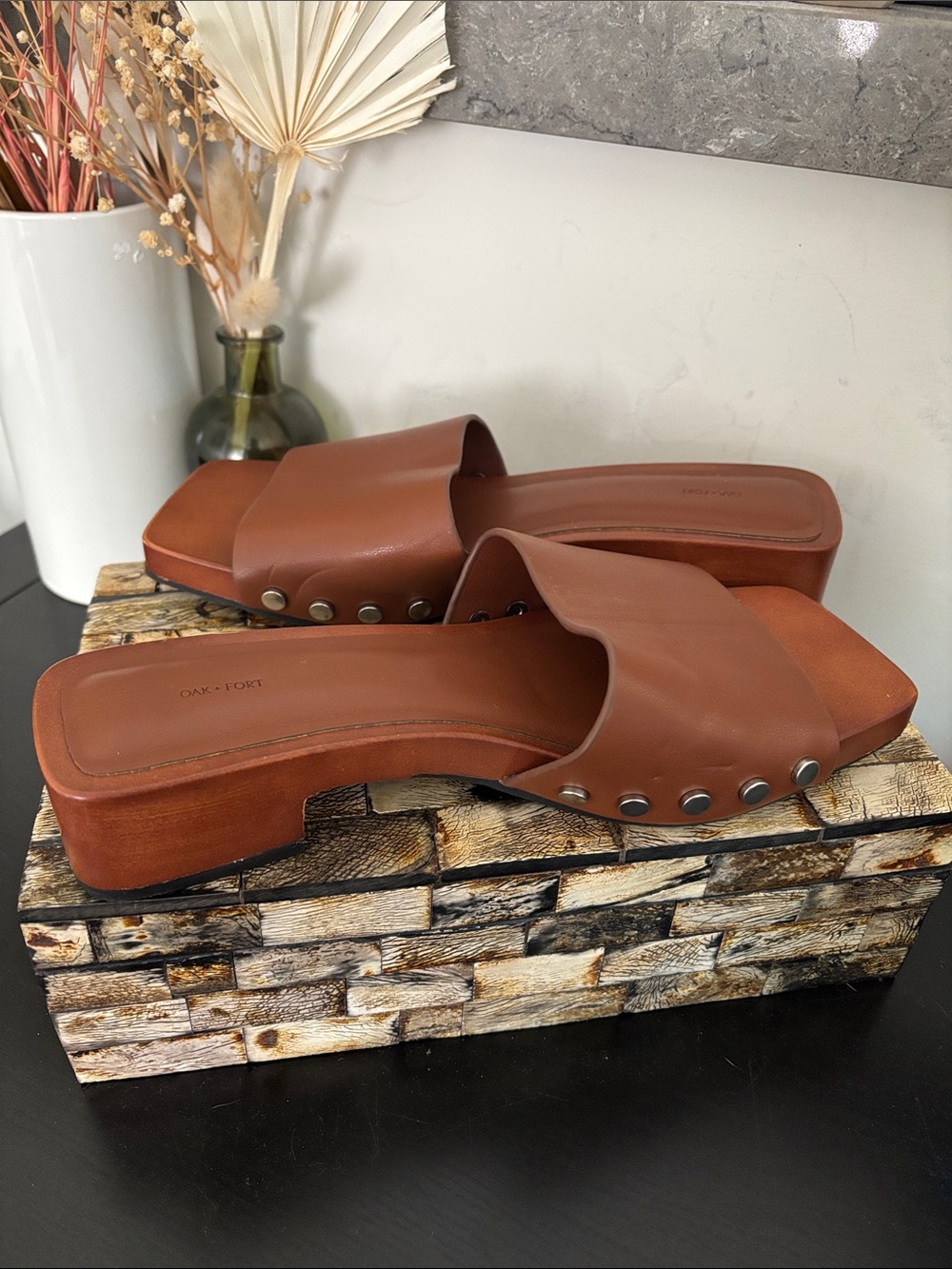 OAK + FORT (6) Square Toe Clog Wooden Mules Low Heel Metal Rivets Sandals Russet - Picture 7 of 16